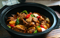 雞公煲如何逆襲成餐飲黑馬？創(chuàng)新之路點燃創(chuàng)業(yè)夢想！