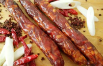 香腸創(chuàng)業(yè)怎么破圈？揭秘網(wǎng)紅美食背后的創(chuàng)新秘籍與逆襲之路！