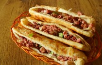 驢肉火燒培訓(xùn)多久能學(xué)會(huì)？資深師傅帶教，輕松開店