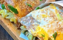 想學(xué)做煎餅果子？聊城哪里學(xué)最正宗，輕松掌握技術(shù)，快速創(chuàng)業(yè)！