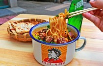 茶缸面是哪里的特色？老味道正流行，擺攤照樣火爆！