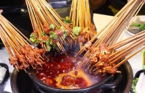 冷鍋串串和缽缽雞有啥區(qū)別？弄明白這點(diǎn)，少走彎路，多賺幾年！