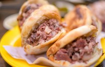 正宗河間驢肉火燒培訓(xùn)怎么學(xué)？核心技巧揭秘，讓你輕松入門！