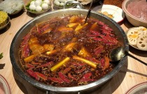 重慶老火鍋技術(shù)培訓(xùn)哪里好？課程內(nèi)容、實(shí)操技巧與開(kāi)店經(jīng)驗(yàn)全解析