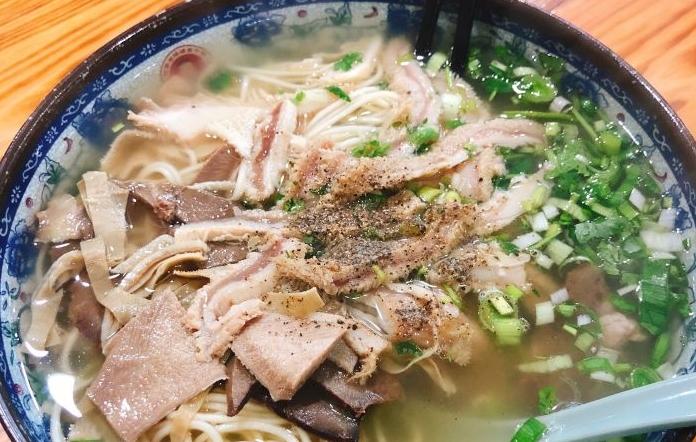 想學(xué)牛雜面？哪里學(xué)技術(shù)最地道？選擇廚仟藝，不加盟不拿料！