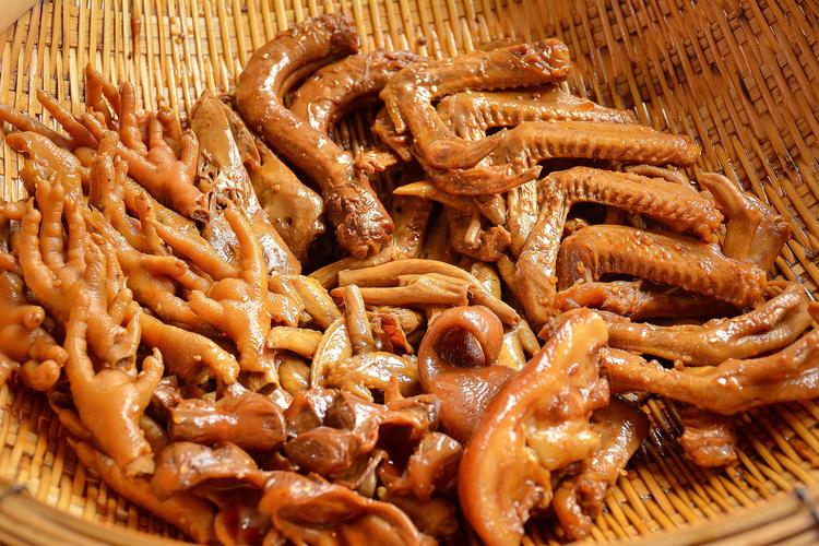 鹵菜培訓(xùn)學(xué)費(fèi)到底是多少？學(xué)得值不值？