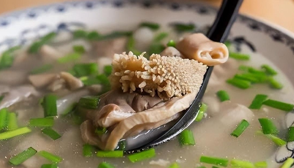 如何制作正宗牛雜粉絲湯，帶來(lái)爆款餐飲體驗(yàn)！
