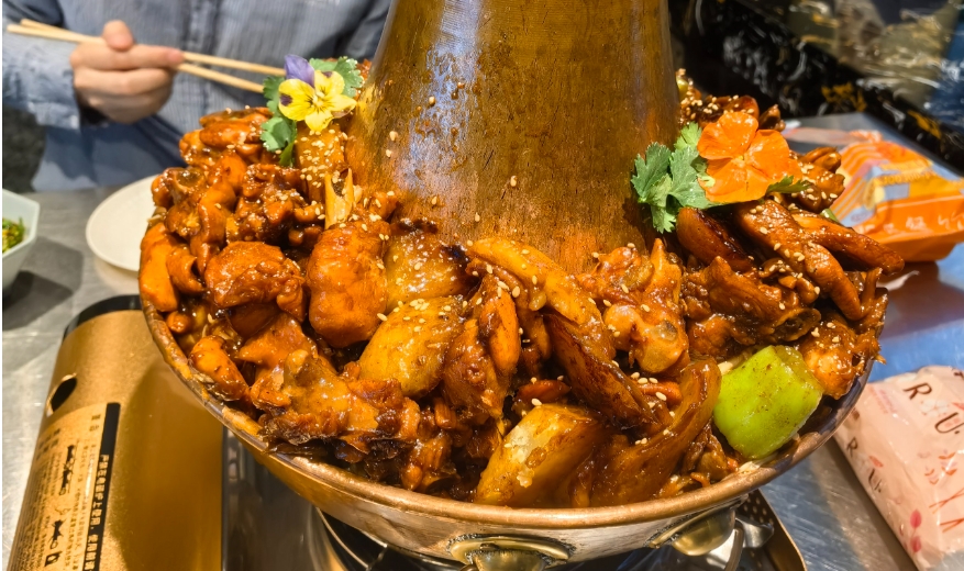 如何通過(guò)學(xué)習(xí)火鍋雞制作方法，抓住餐飲市場(chǎng)機(jī)遇？