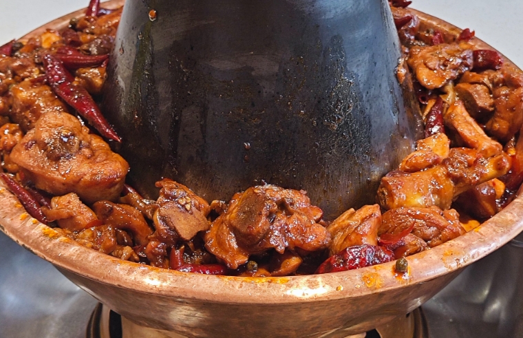 如何通過(guò)學(xué)習(xí)火鍋雞制作方法，抓住餐飲市場(chǎng)機(jī)遇？