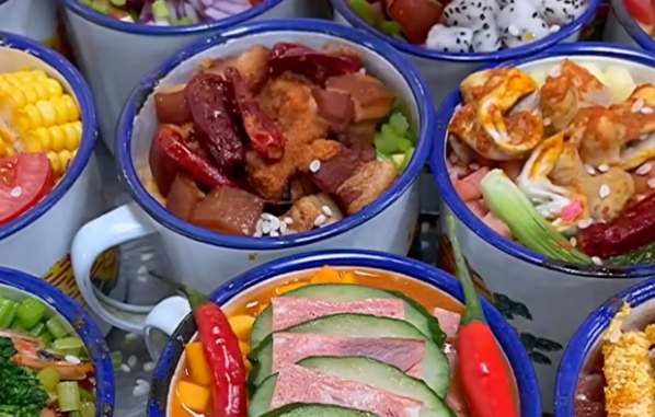 茶缸飯制作培訓(xùn)，掌握地道技藝，開啟美食事業(yè)！
