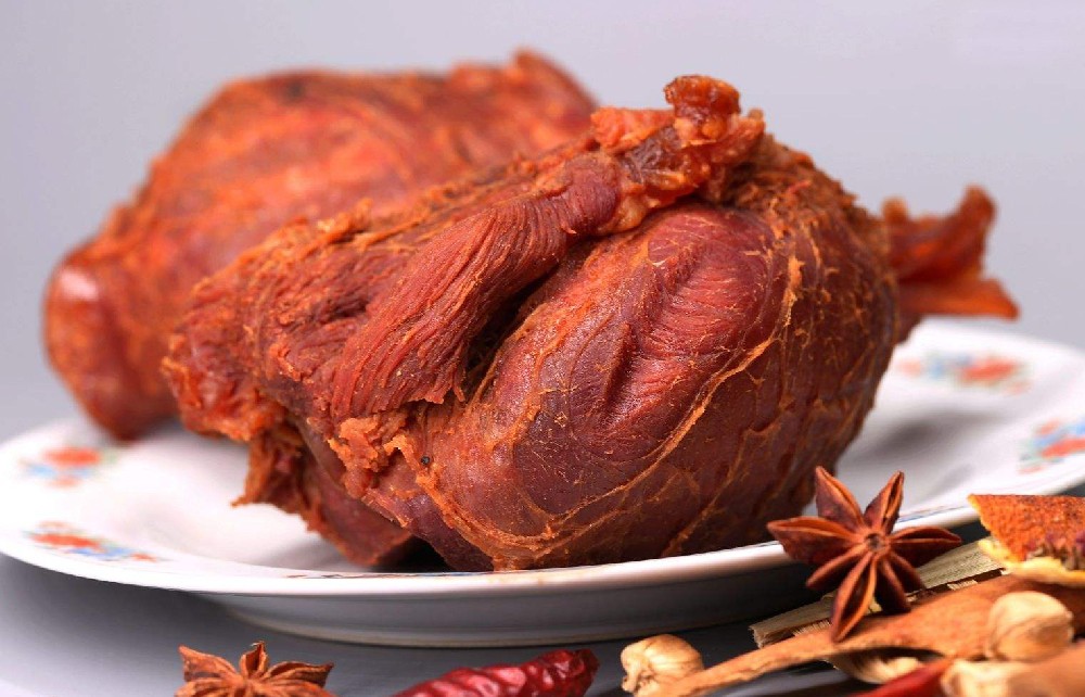五香牛肉怎么鹵？大廚秘方大公開，簡單調(diào)料就能做出經(jīng)典味！