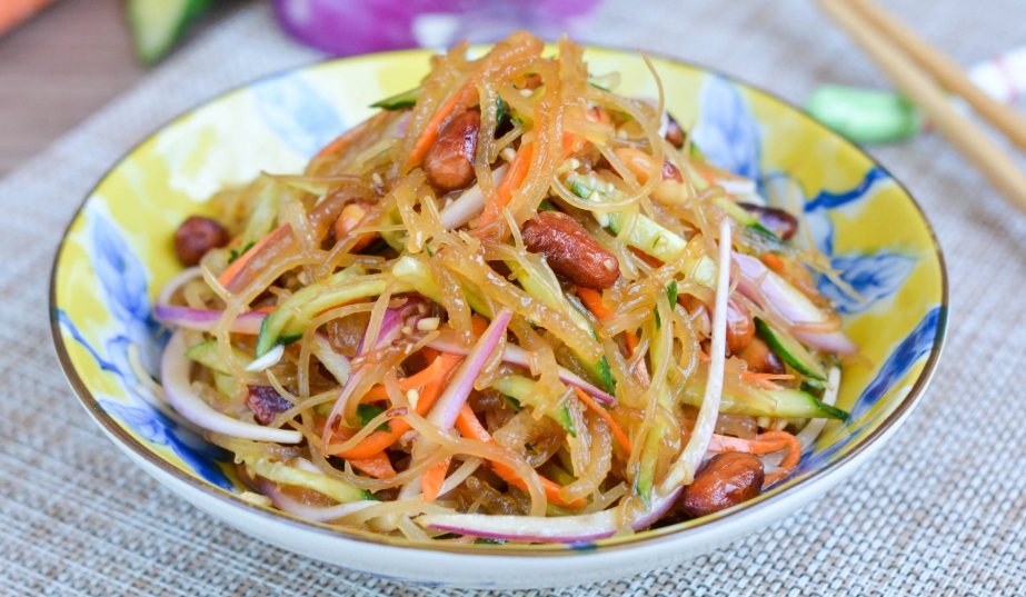濟(jì)南涼拌菜培訓(xùn)機(jī)構(gòu)，為何成為創(chuàng)業(yè)者的起點(diǎn)？背后隱藏著哪些商機(jī)？