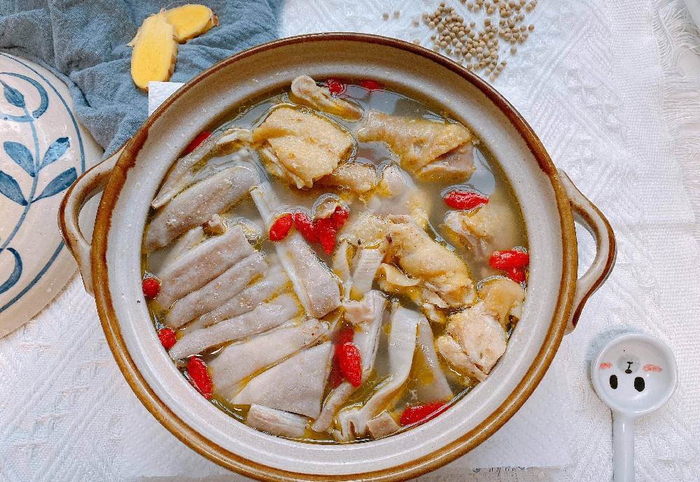 豬肚雞的制作方法及配料大全，正宗做法一目了然