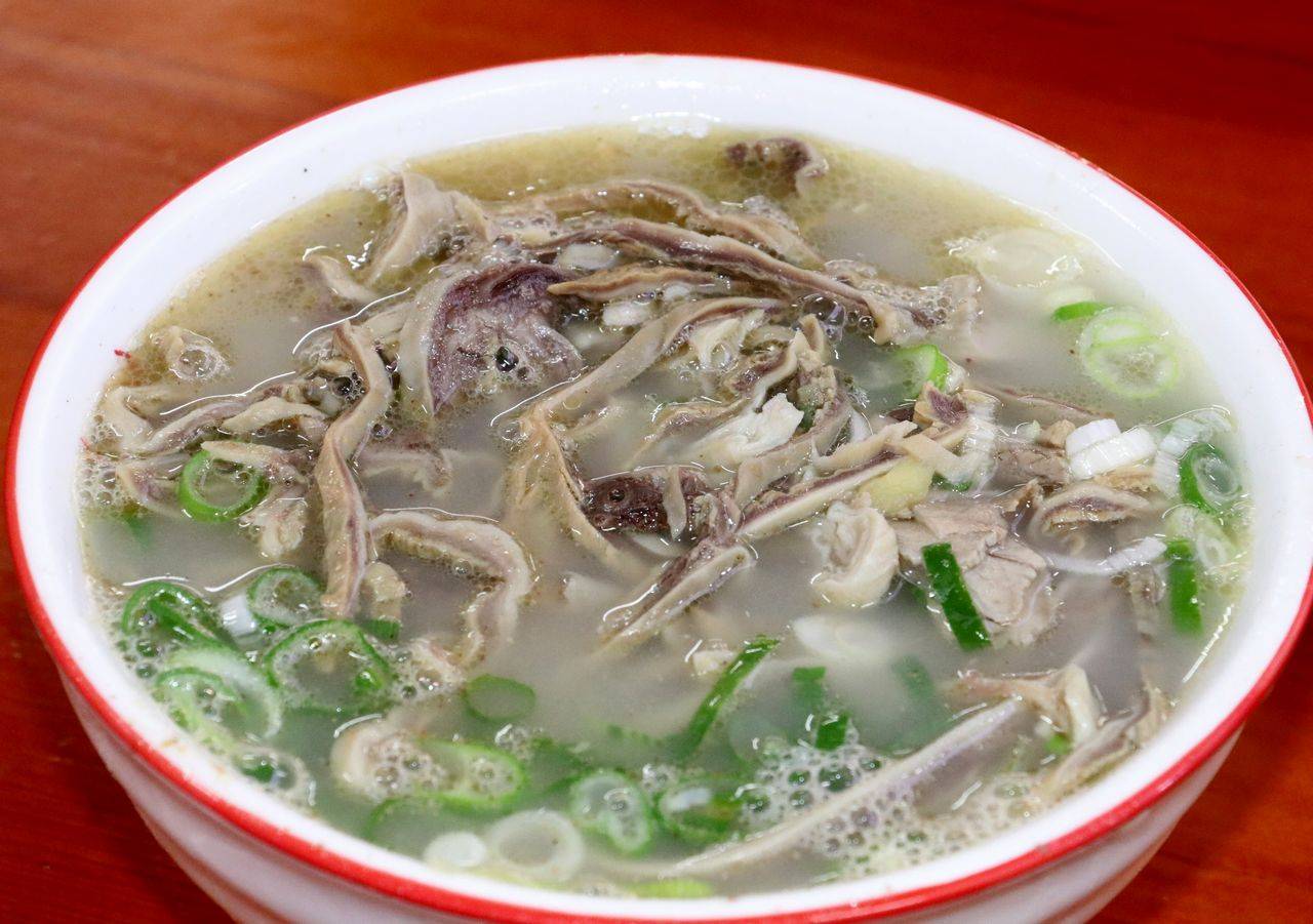 開(kāi)個(gè)牛肉湯店大概多少錢？牛肉湯店創(chuàng)業(yè)成本揭秘，小投入也能實(shí)現(xiàn)高回報(bào)