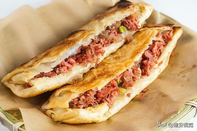 驢肉火燒培訓(xùn)哪里有？從選材到烹飪，廚仟藝助您掌握正宗保定風(fēng)味！