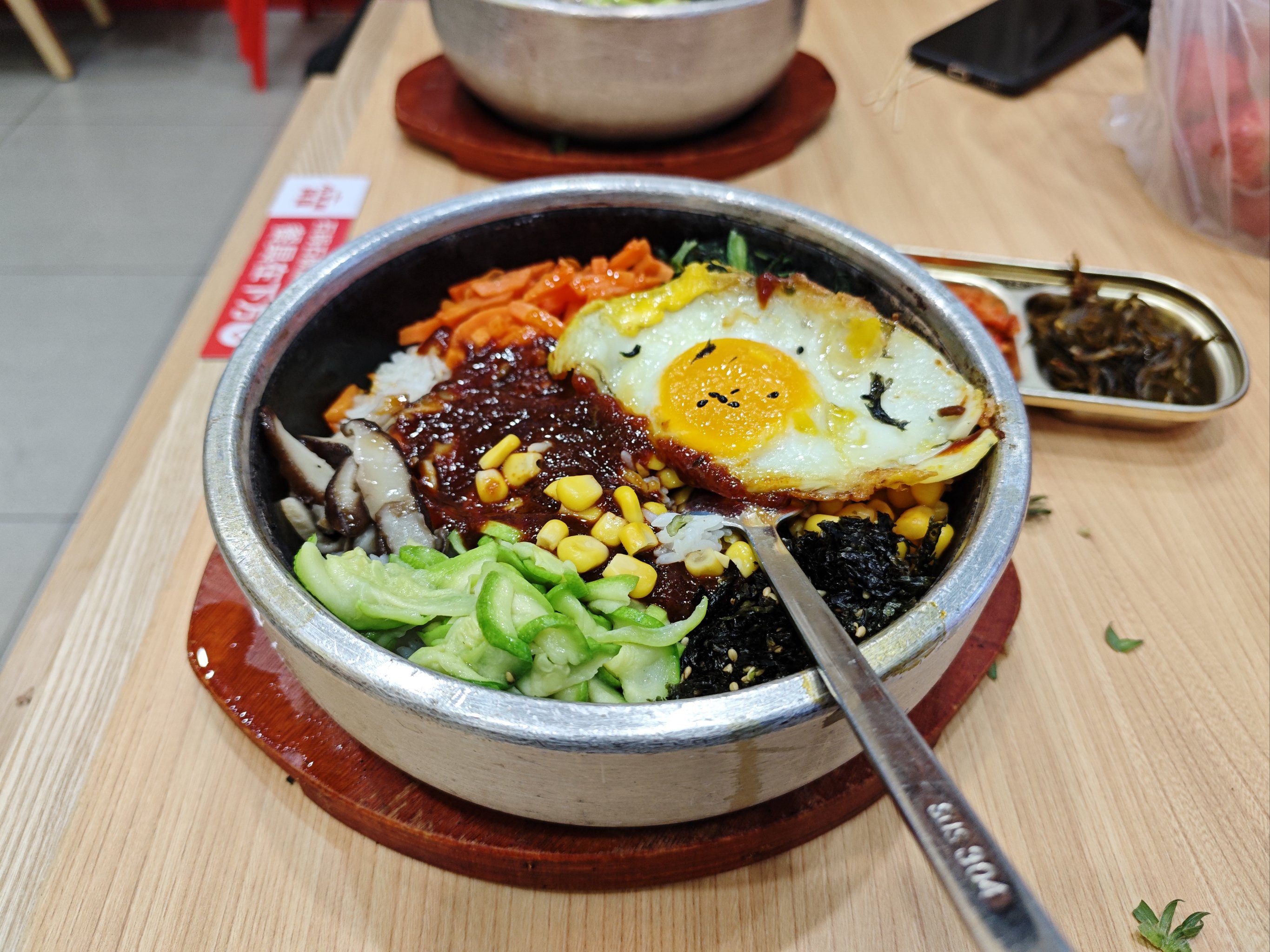 烤肉拌飯一份12元能掙多少錢？成本揭秘，輕松盈利不是夢！