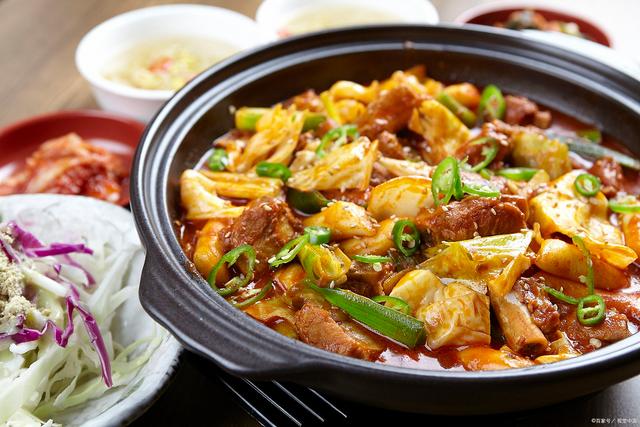 砂鍋菜的作法和配料？步驟清晰，味道穩(wěn)穩(wěn)抓住回頭客！