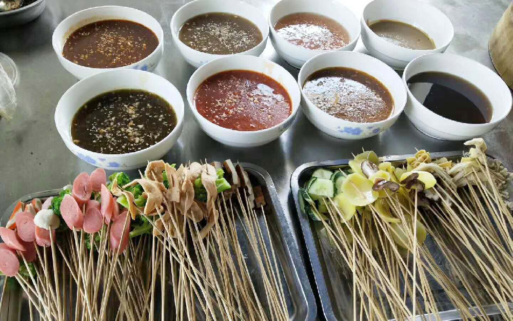 沾串串的蘸料配方是否難學(xué)？揭秘味道背后的秘密，讓創(chuàng)業(yè)更有底氣！