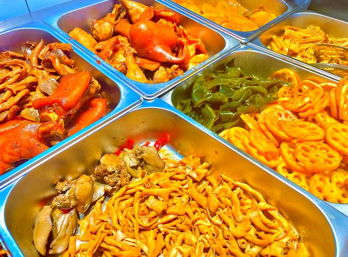 鹵菜培訓(xùn)需要多久？新手幾天就能學(xué)會(huì)？關(guān)鍵是掌握味道與火候的秘訣！