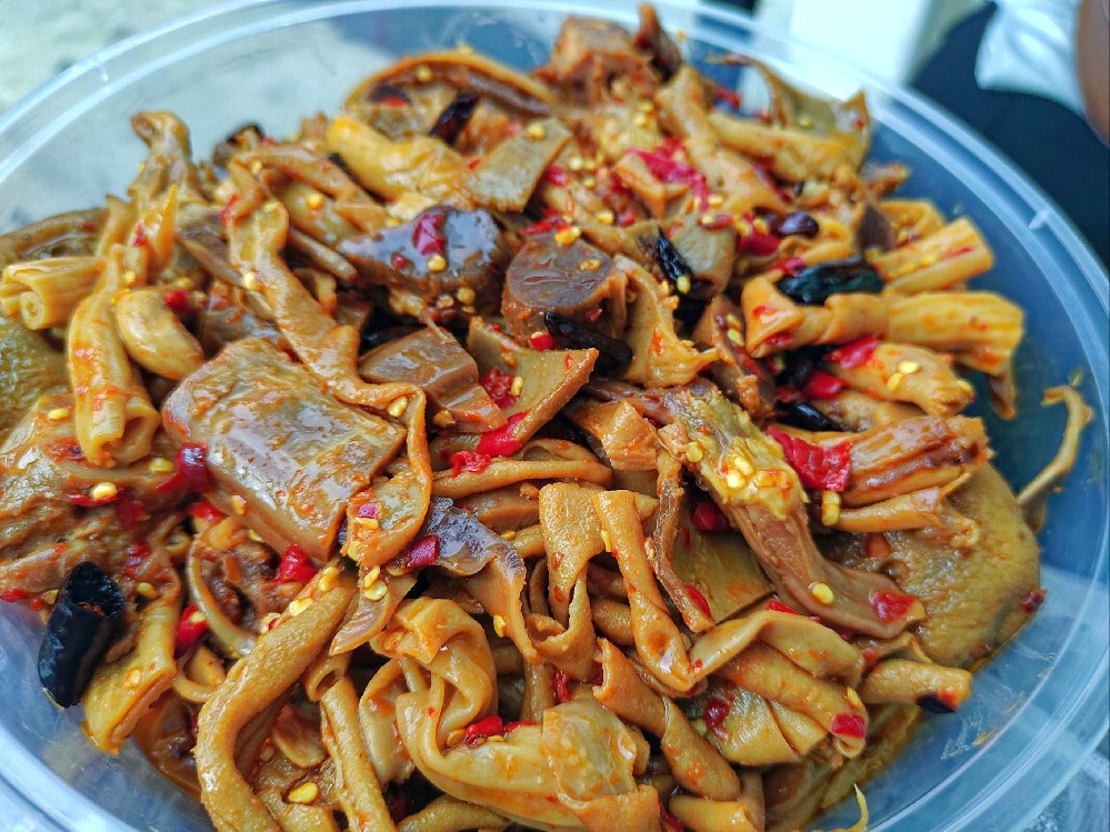 學(xué)鹵鴨貨一般需要多少錢？真相不是學(xué)費(fèi)，而是你能學(xué)到多少真技術(shù)！