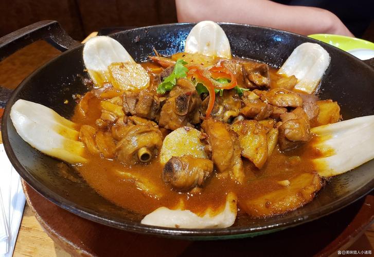 小地鍋南北口味怎么調(diào)整？掌握這些技巧，一鍋地鍋菜征服不同食客！