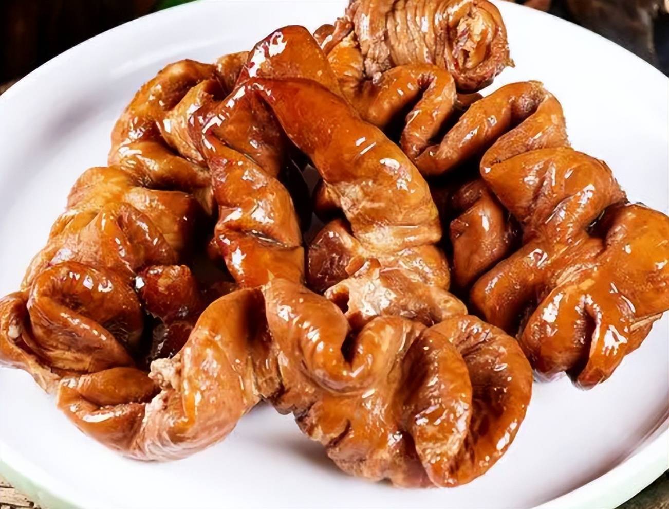 鹵肥腸到底怎么去腥？藤椒風(fēng)味鹵制方式與氣味控制技巧