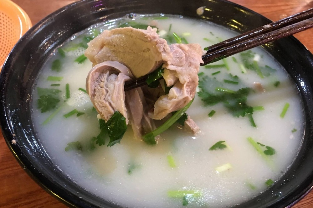 15元一碗羊湯的利潤到底在哪？算清門道后，才知道能不能長期干