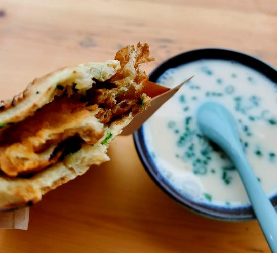 燒餅油條去哪學(xué)比較靠譜？學(xué)什么內(nèi)容，普通人學(xué)完能不能干