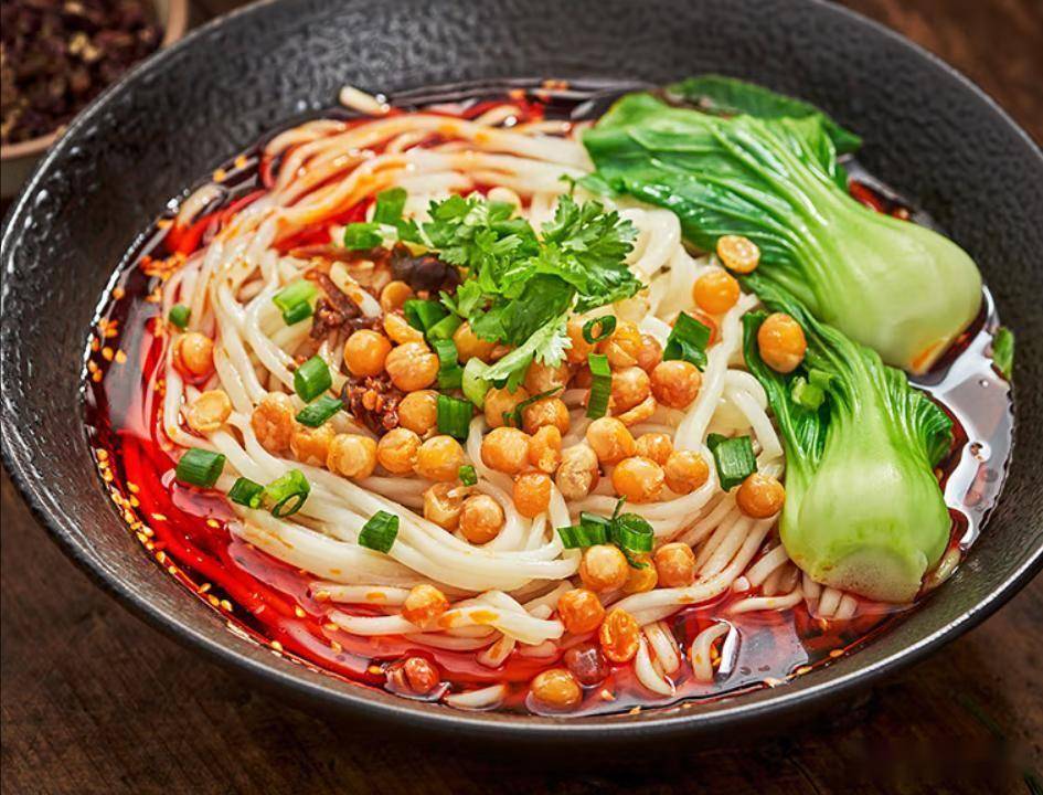 什么地方可以學(xué)重慶小面？學(xué)習(xí)渠道怎么選，技術(shù)和口味才是關(guān)鍵