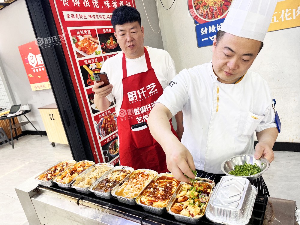 濟(jì)南錫紙燒烤技術(shù)培訓(xùn)，都有哪些菜品？想學(xué)燒烤創(chuàng)業(yè)的人，這些品類(lèi)更容易做起來(lái)