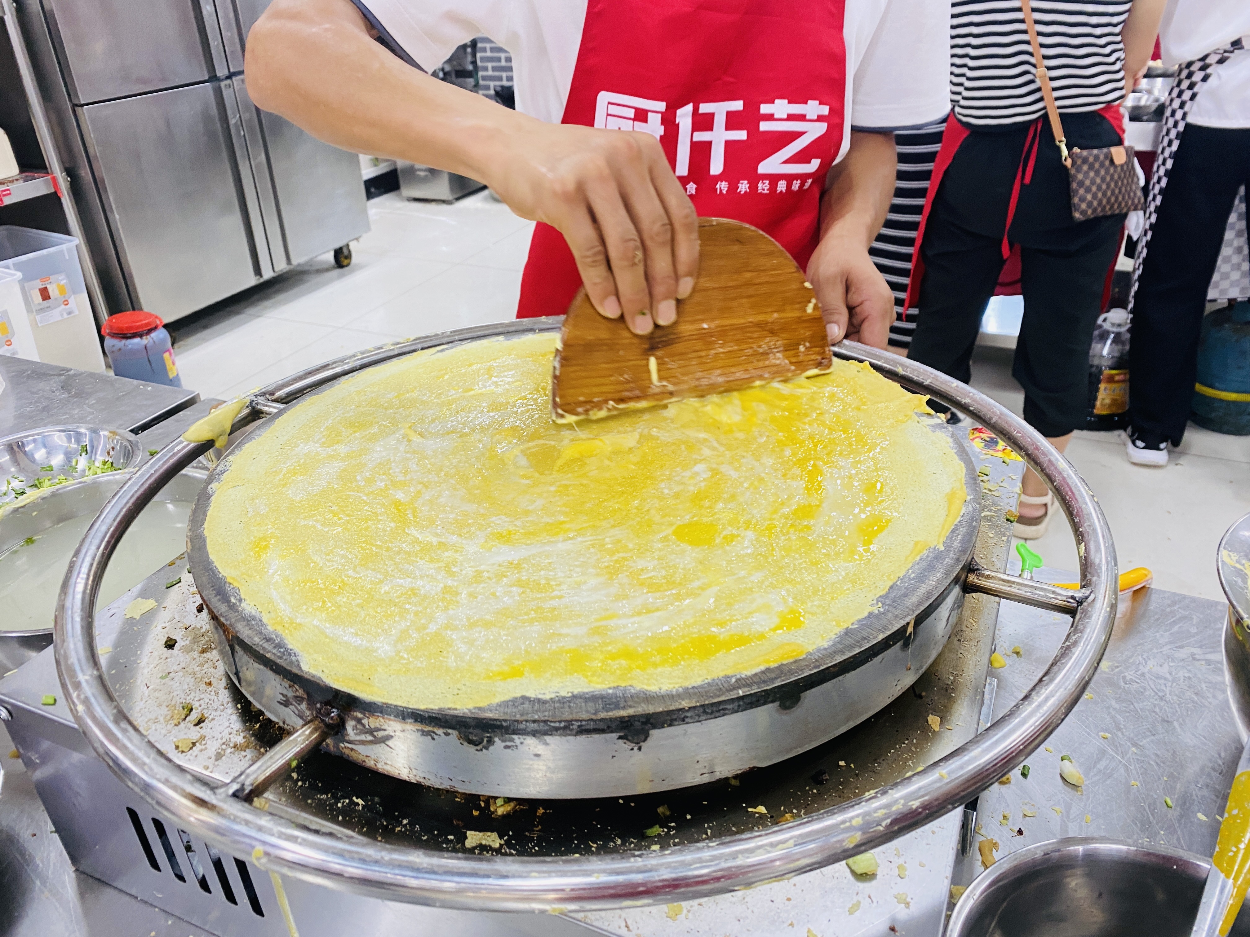 淄博那有雜糧煎餅培訓(xùn)？薄脆和醬料配方教嗎？