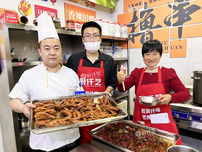 學(xué)鹵肉全套學(xué)費(fèi)多少錢？學(xué)鹵肉全套貴不貴？鹵肉培訓(xùn)收費(fèi)標(biāo)準(zhǔn)